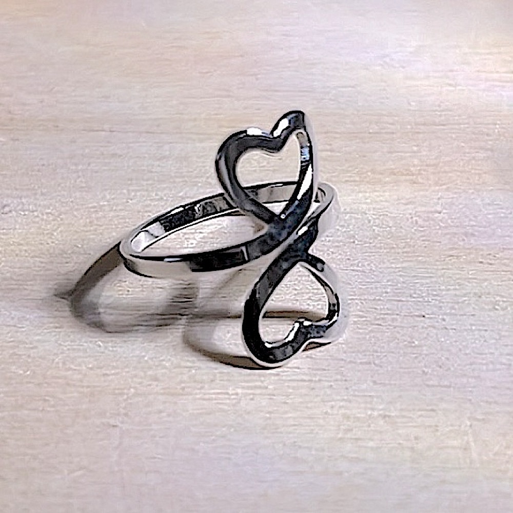 NWT 🩶 FLAT STAINLESS STEEL DOUBLE OPEN HEART RING Women’s Size 7 - Picture 3 of 7